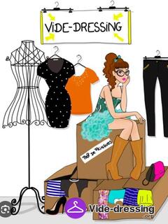 Photo du vide-dressing Gd vide-dressing femme - plus de 2500 pieces marques diverse