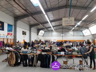 Photo du vide-dressing Vide-Dressing Adultes, Enfants, Accessoires et Jouets