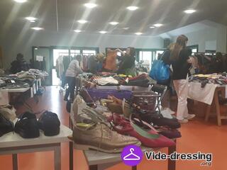 Photo du vide-dressing Vide-dressing du centre Jean Rieux