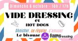 Vide dressing et hot dogs